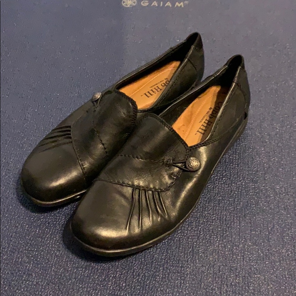 COBB HILL PAULETTE SLIP-ON!